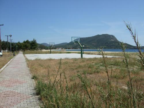 Der vordere Bereich der Uferpromenade.