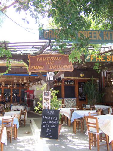 Die sicherlich berühmteste Taverne des Ortes.