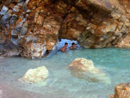 Am Strand von Milopotamos.